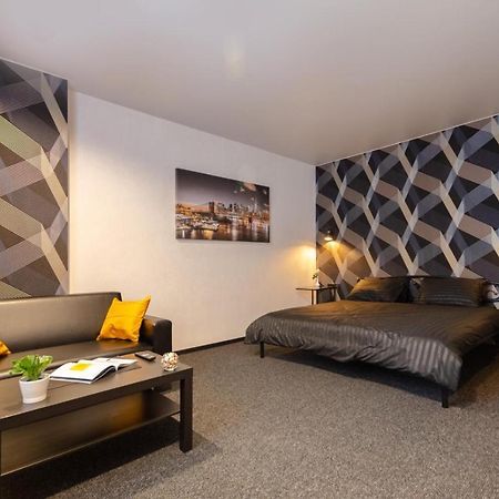 Samira 2 Apartment Киев Екстериор снимка